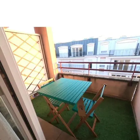 Entier Apartment *