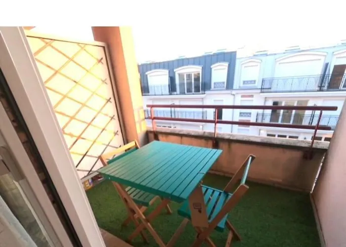 Entier Apartment *